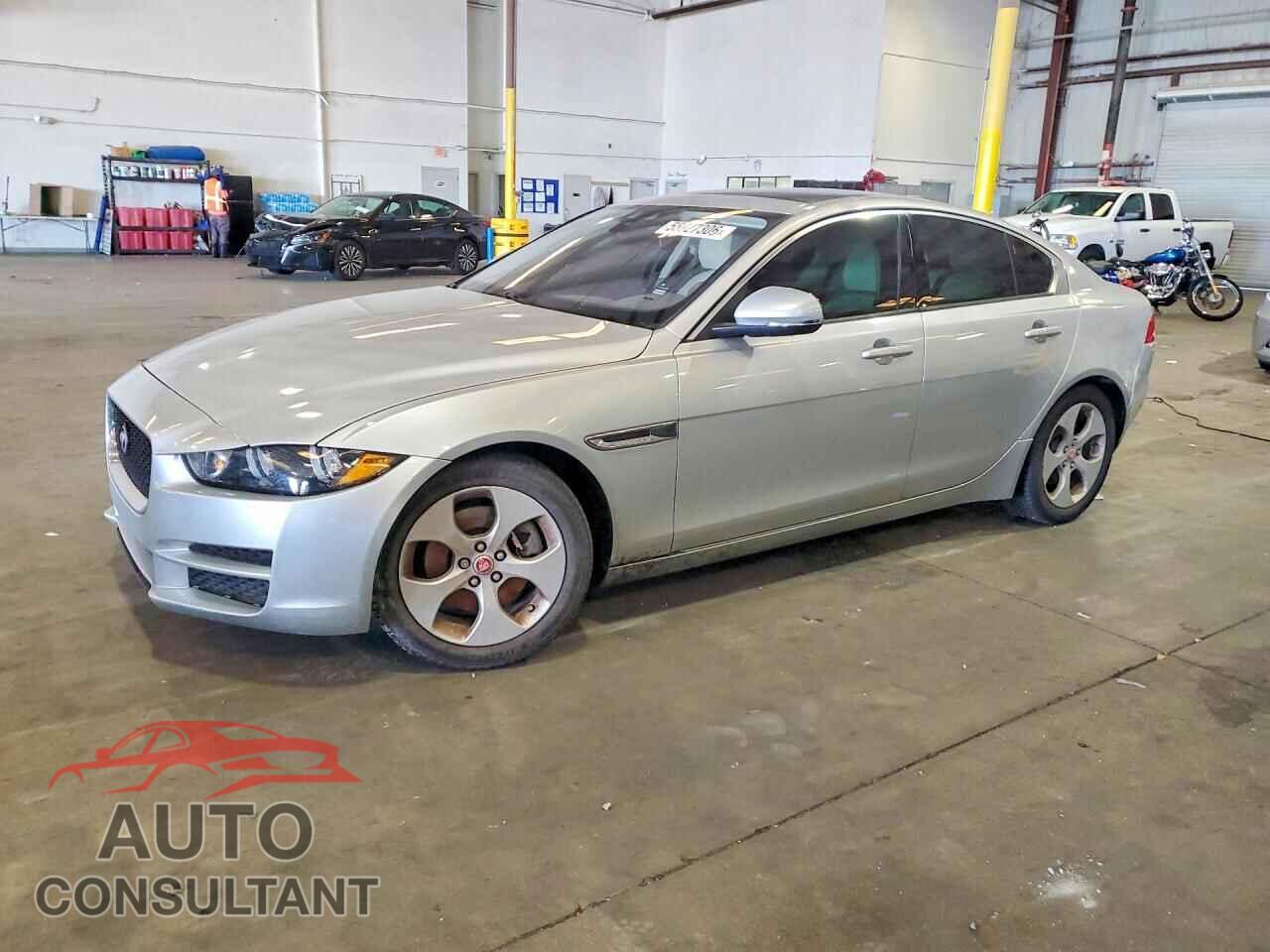 JAGUAR XE 2017 - SAJAR4BN6HA955502
