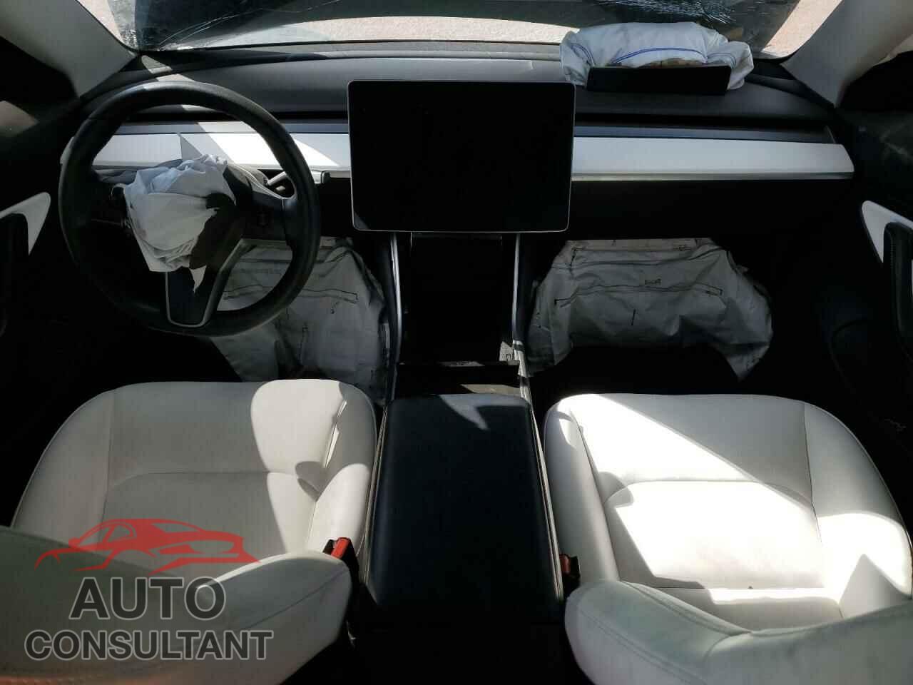 TESLA MODEL 3 2019 - 5YJ3E1EAXKF431763