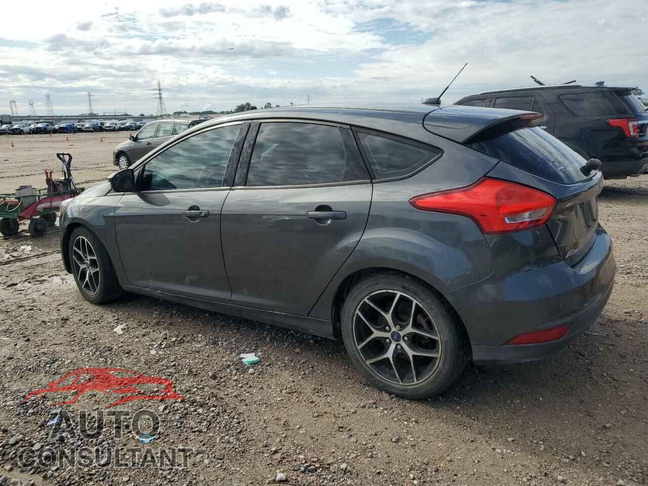 FORD FOCUS 2018 - 1FADP3M21JL302333