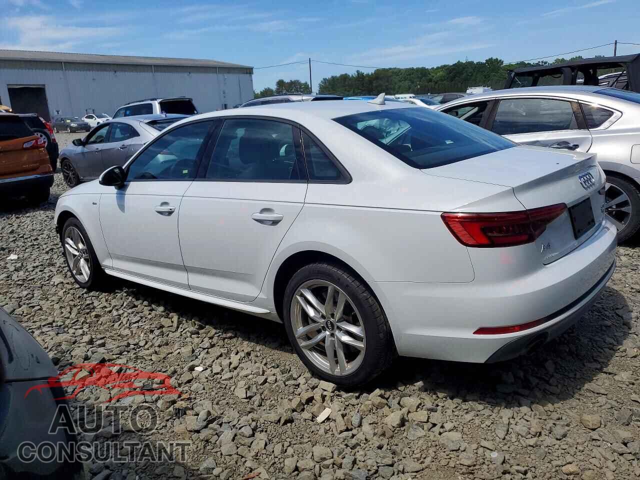 AUDI A4 2017 - WAUDNAF47HN049940