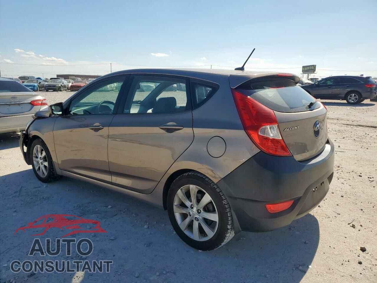 HYUNDAI ACCENT 2012 - KMHCU5AE7CU005441