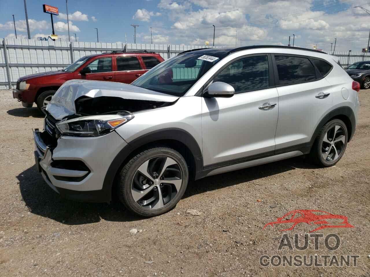 HYUNDAI TUCSON 2017 - KM8J3CA27HU339030