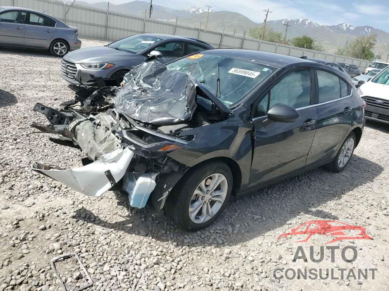 CHEVROLET CRUZE 2019 - 3G1BH6SE6KS599360