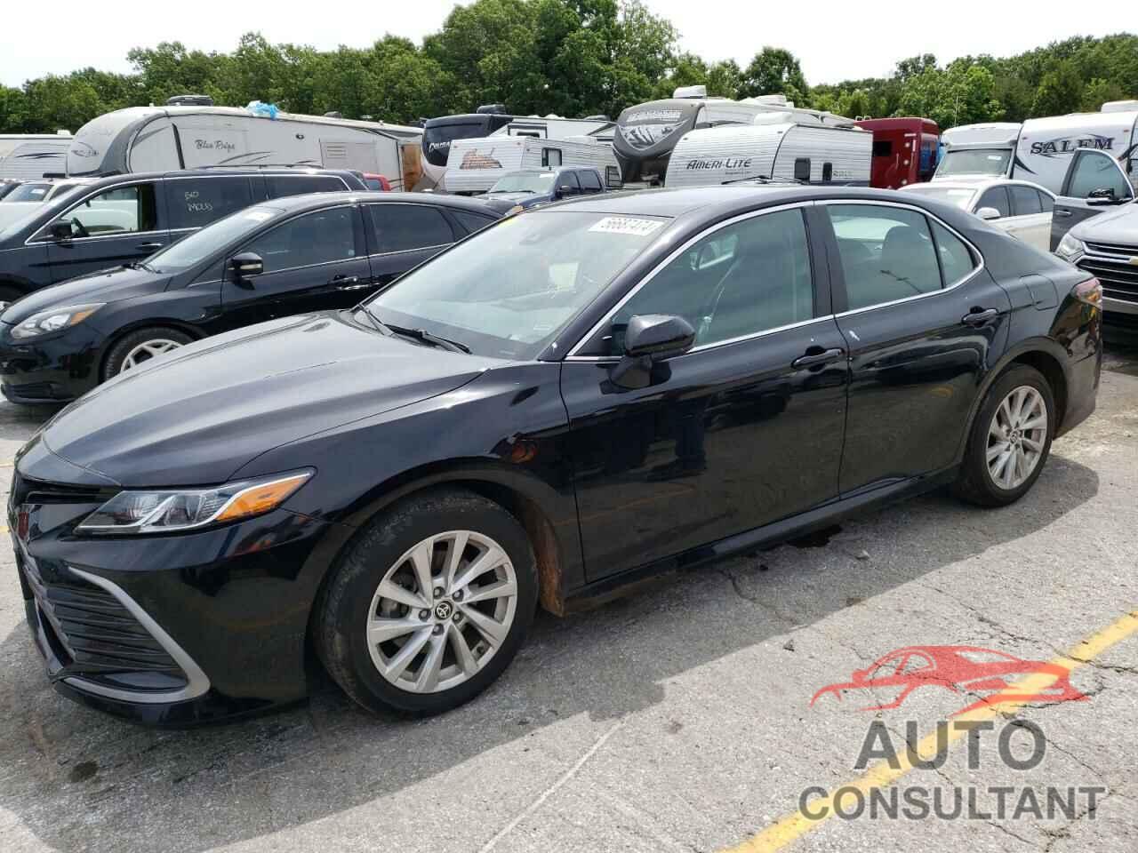 TOYOTA CAMRY 2022 - 4T1C11AKXNU681232