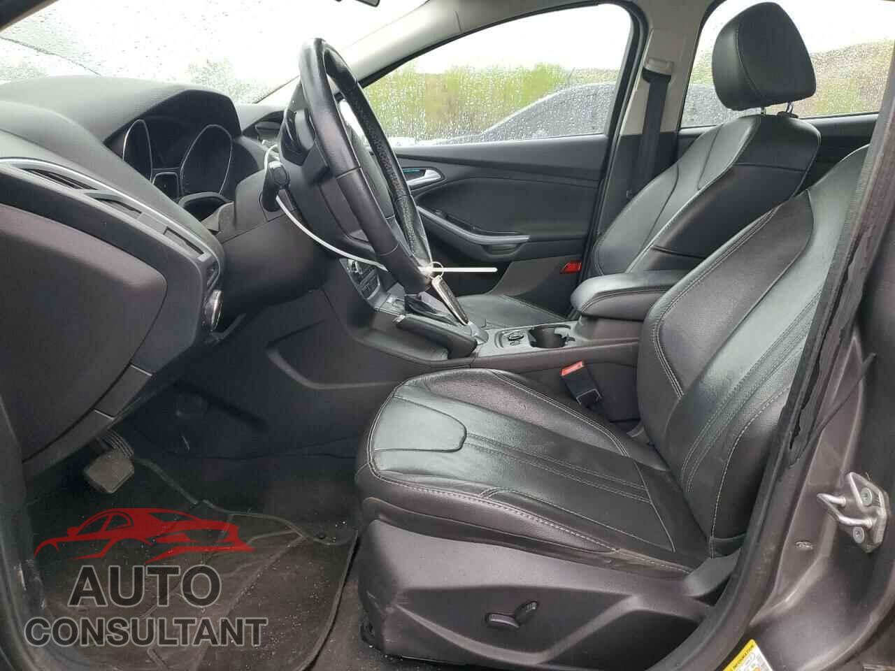 FORD FOCUS 2014 - 1FADP3N27EL297952
