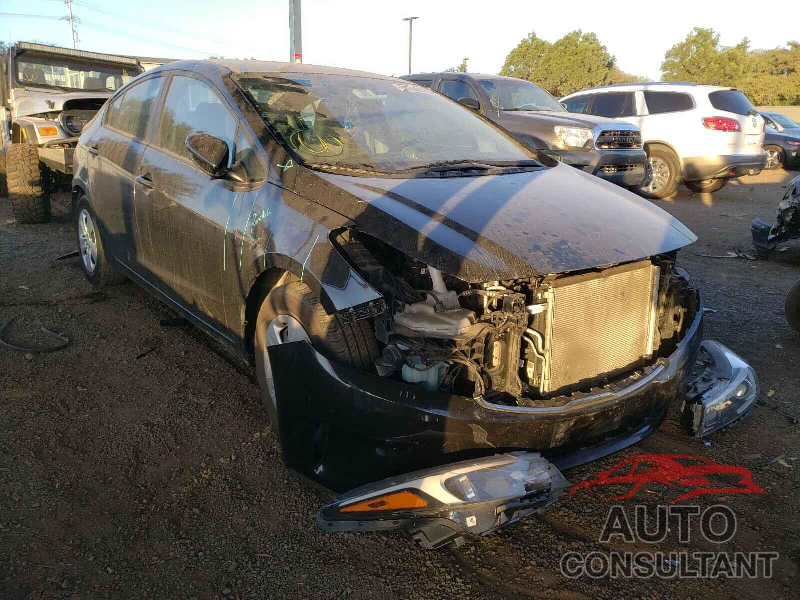 KIA FORTE 2017 - 3KPFK4A79HE098388