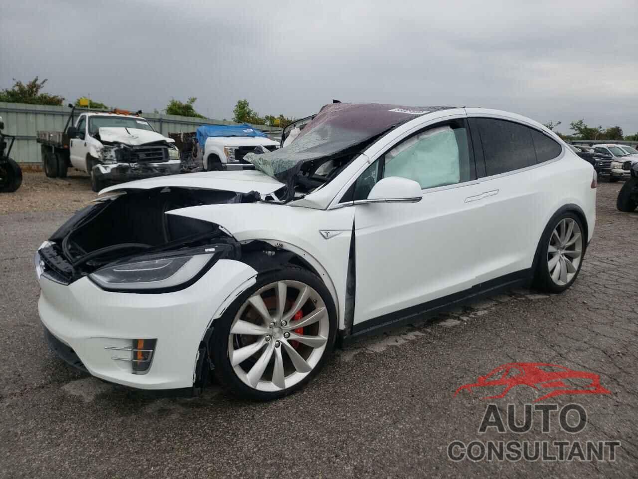 TESLA MODEL X 2016 - 5YJXCAE42GFS00462