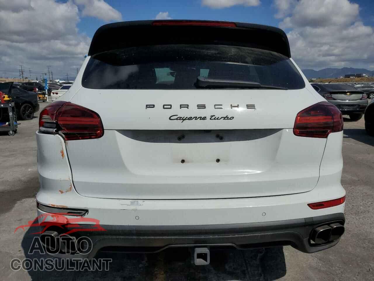 PORSCHE CAYENNE 2015 - WP1AC2A29FLA80542