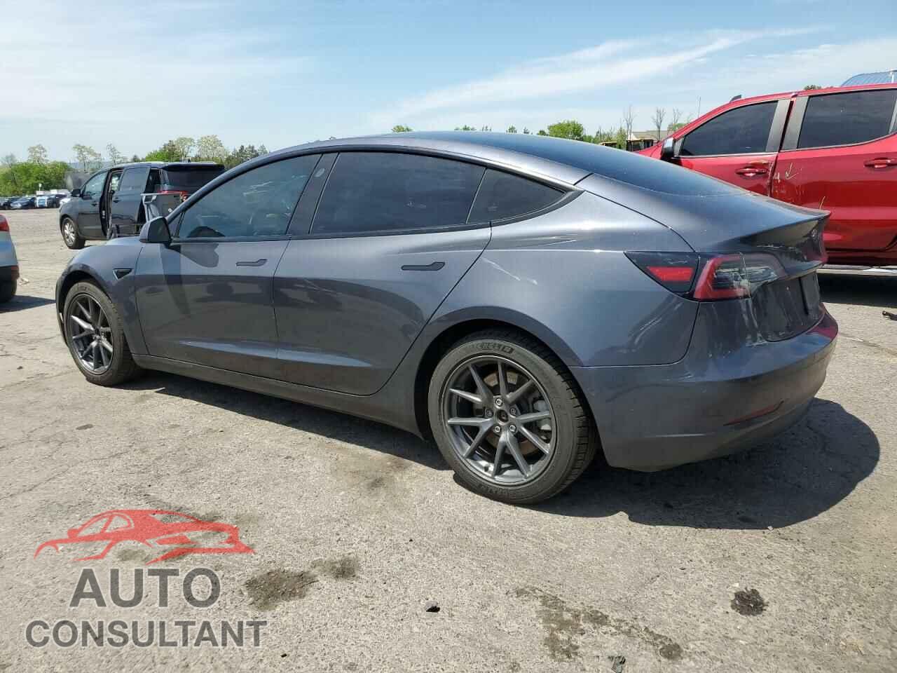 TESLA MODEL 3 2022 - 5YJ3E1EB7NF109045