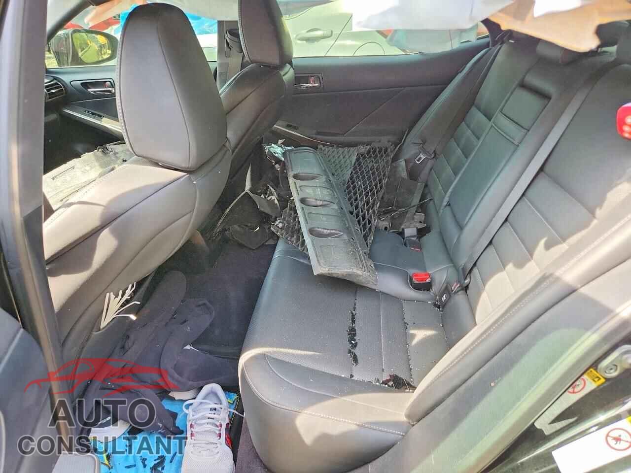 LEXUS IS 2014 - JTHCF1D22E5013080