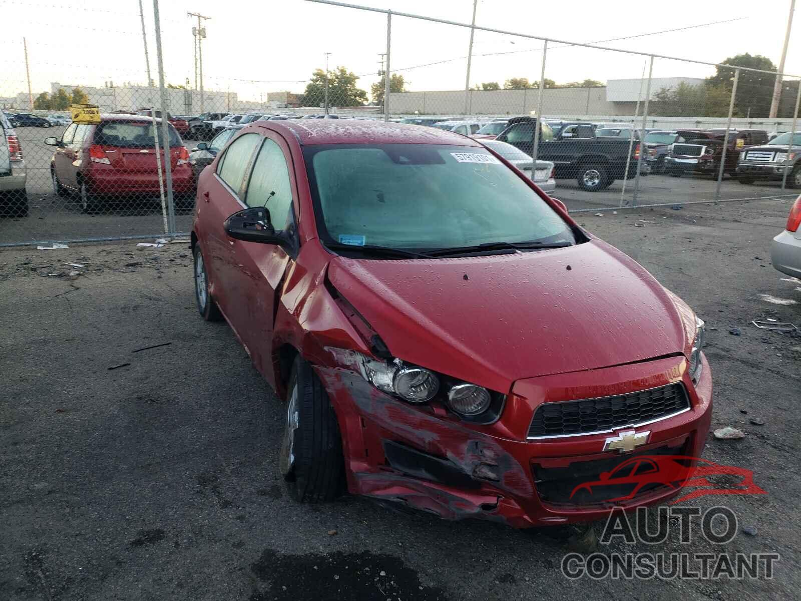 CHEVROLET SONIC 2016 - 1G1JC5SH4G4124084
