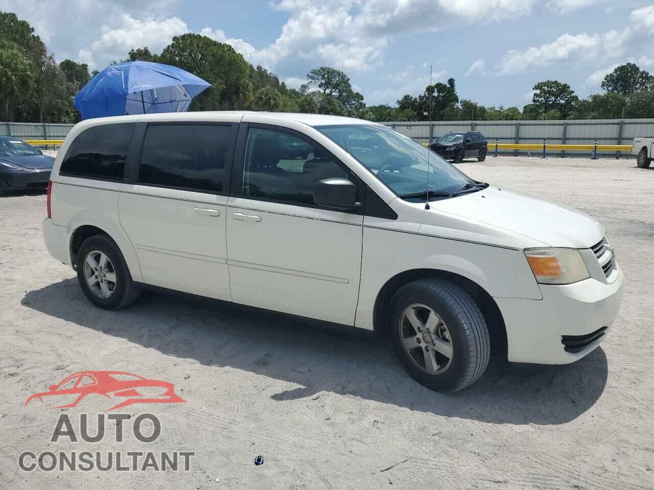 DODGE CARAVAN 2010 - 2D4RN4DE1AR384404