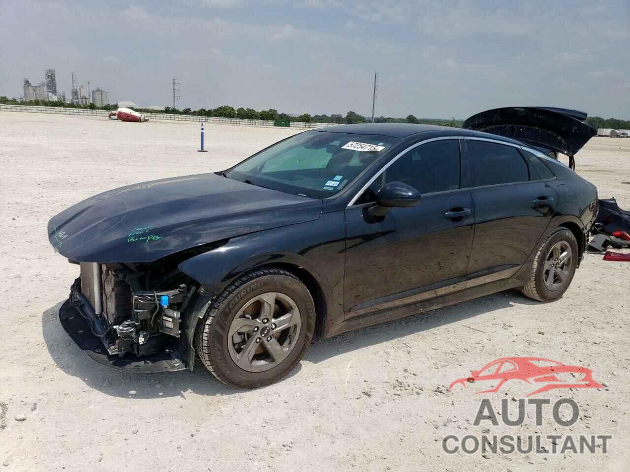 KIA K5 2022 - 5XXG14J27NG110844