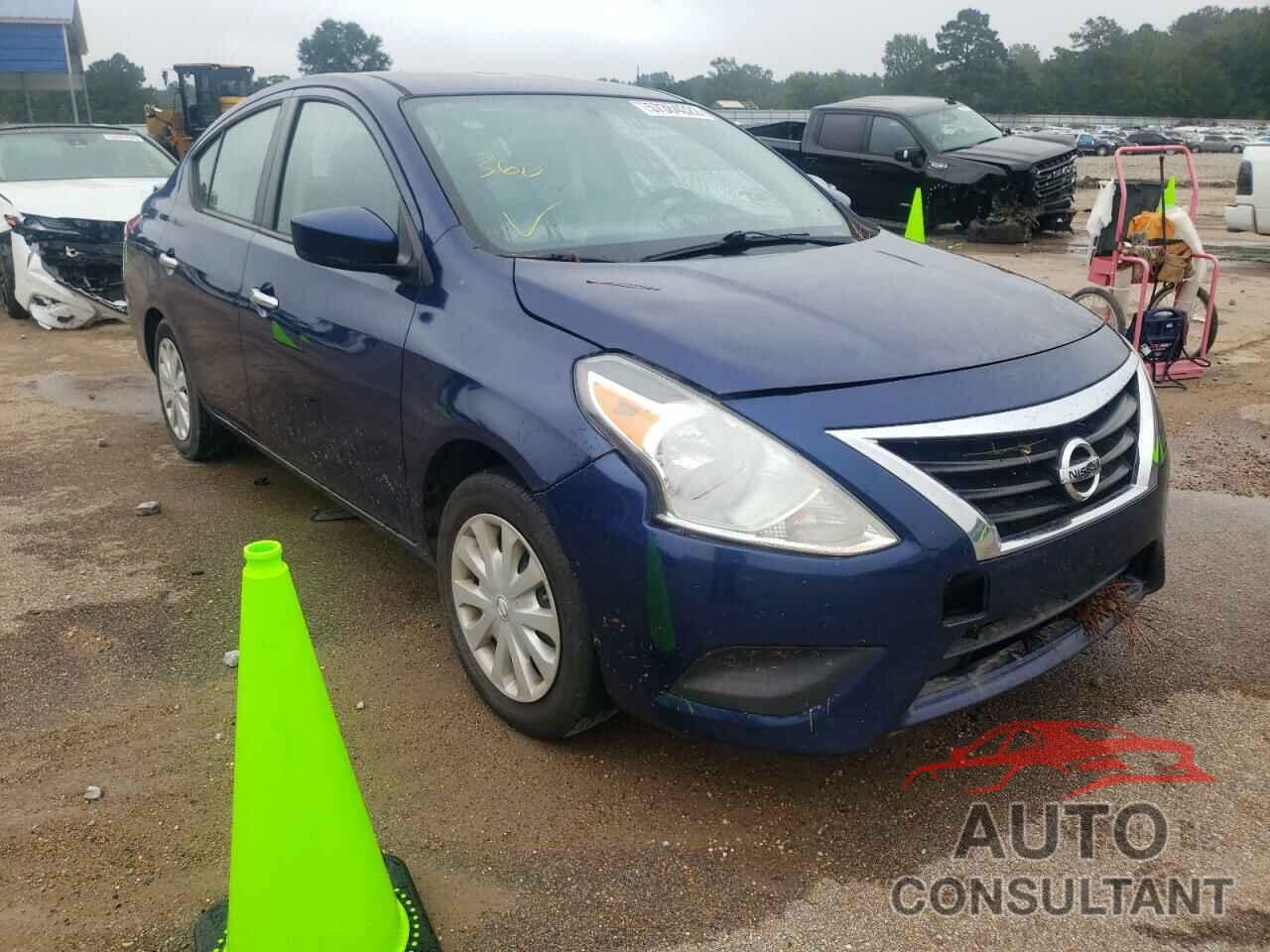 NISSAN VERSA 2018 - 3N1CN7AP4JL840762