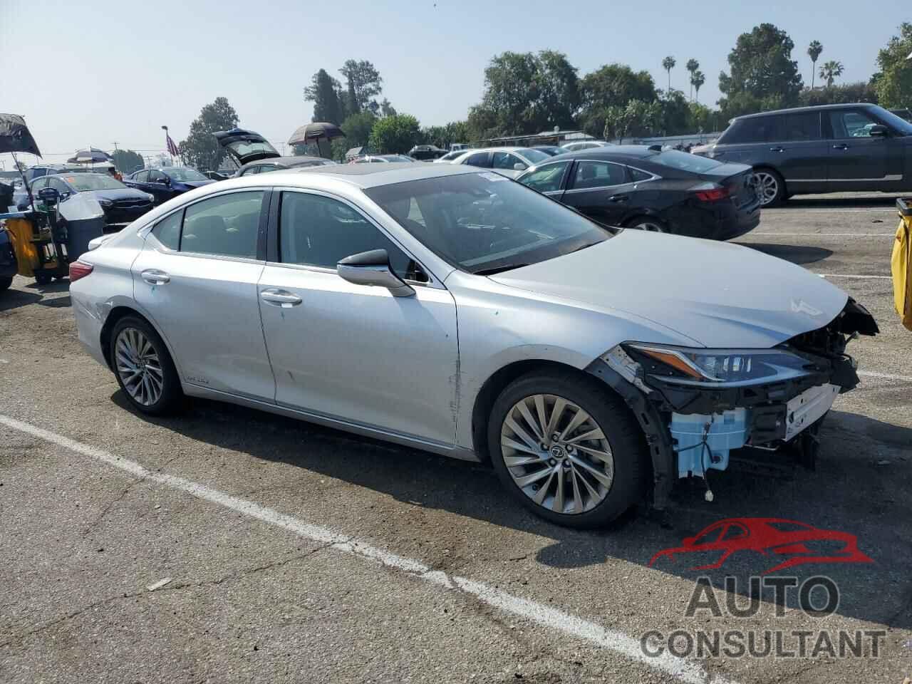 LEXUS ES300 2019 - JTHB21B14K2002838