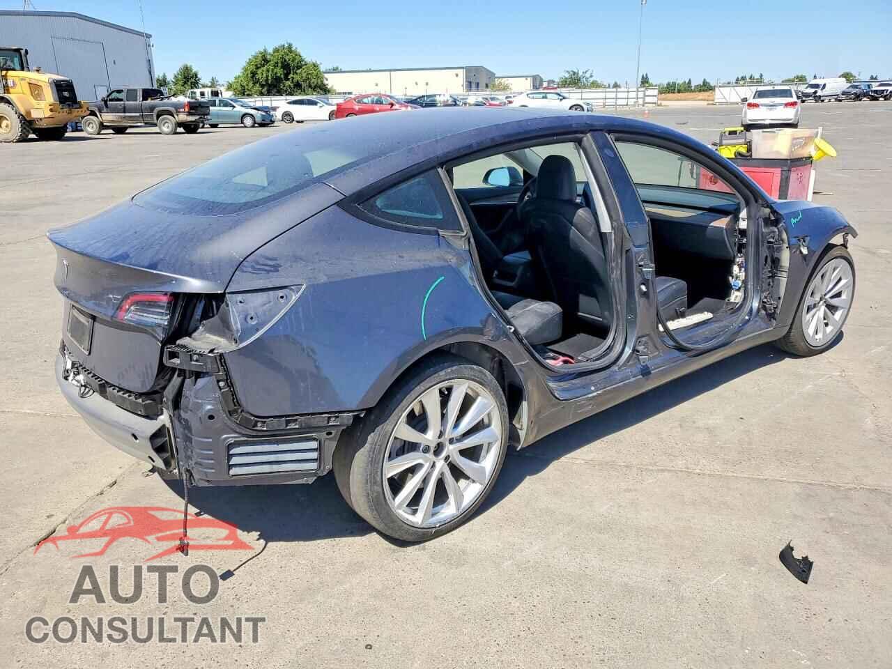 TESLA MODEL 3 2022 - 5YJ3E1EA0NF375191