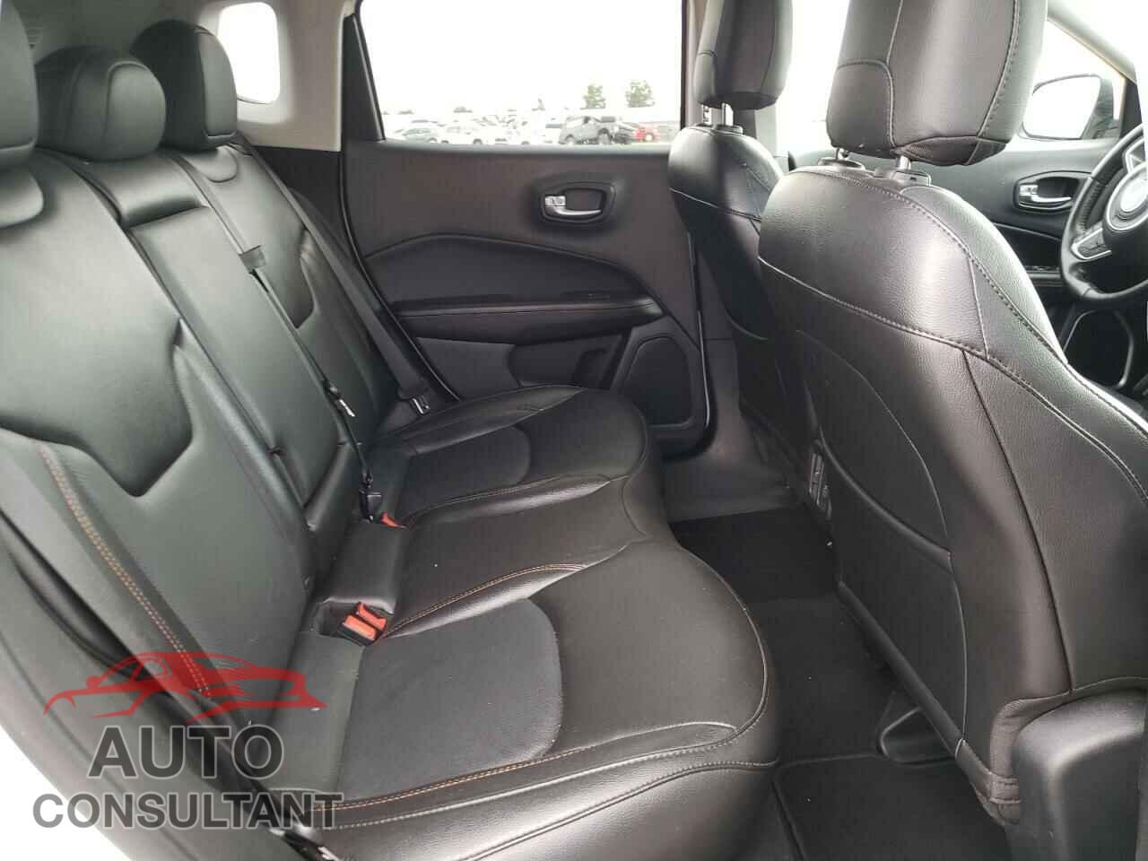 JEEP COMPASS 2021 - 3C4NJDCB3MT565360