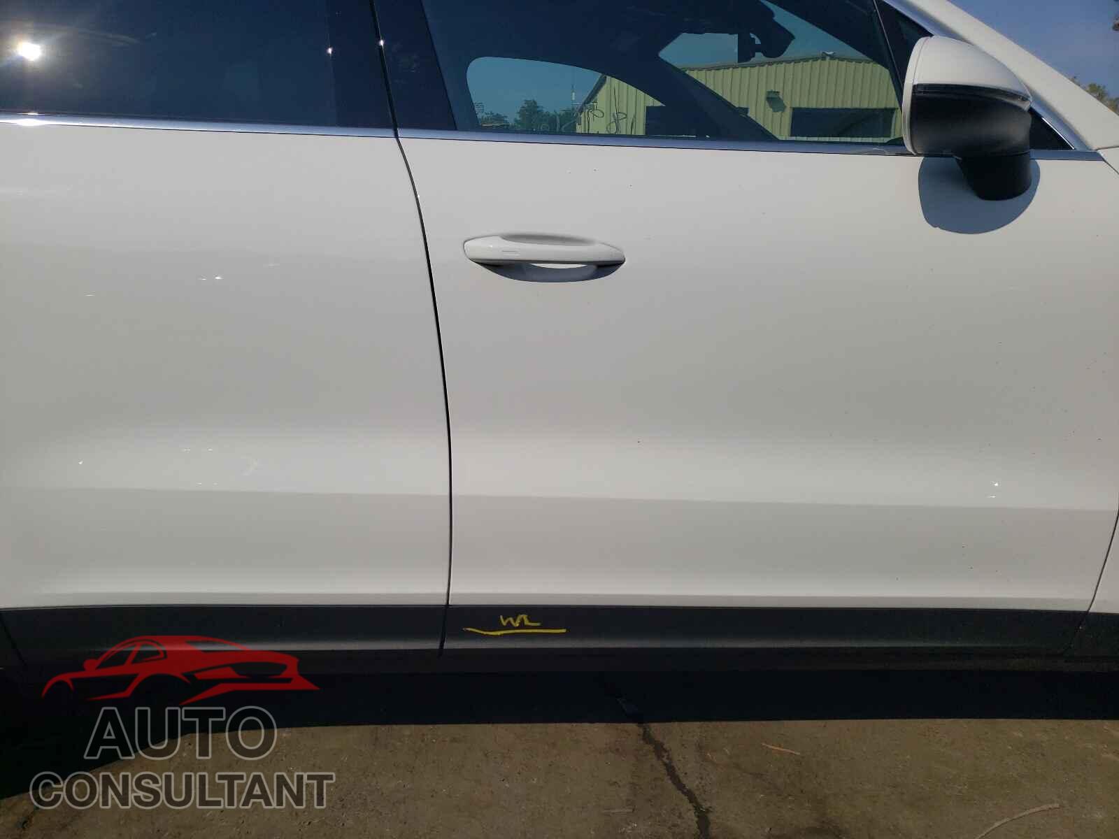 PORSCHE CAYENNE 2021 - WP1AA2AY6MDA01216