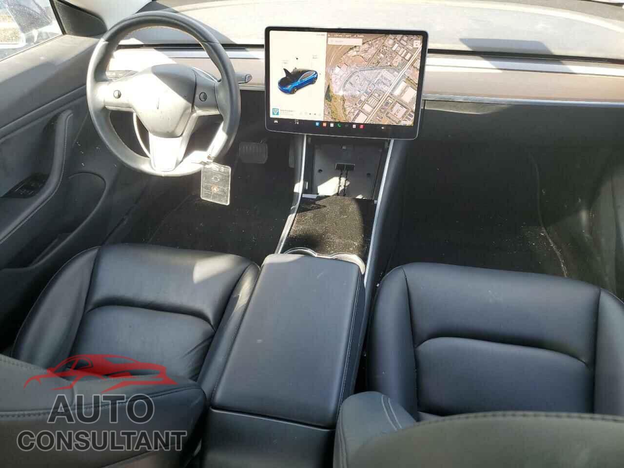 TESLA MODEL 3 2018 - 5YJ3E1EBXJF105307