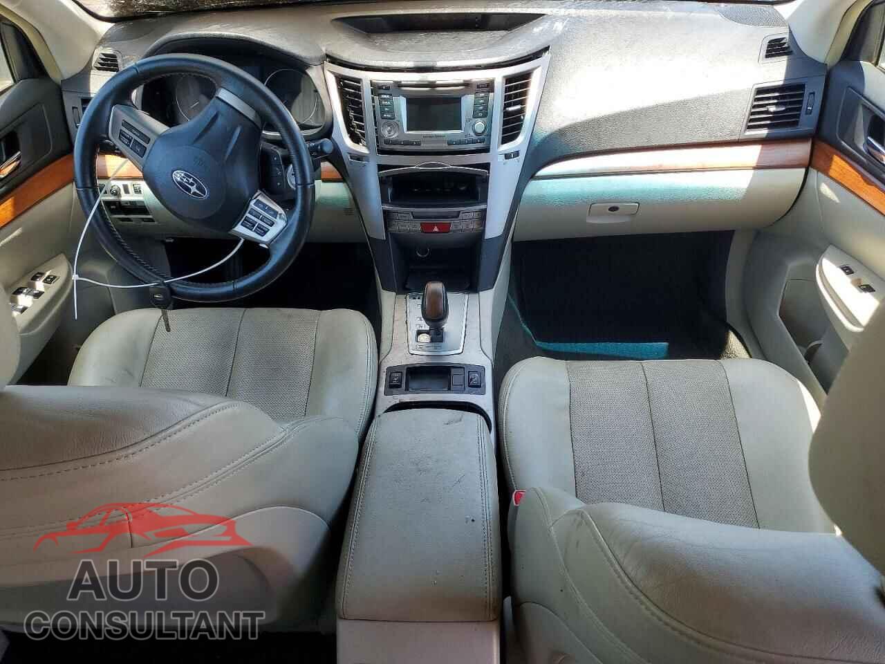SUBARU OUTBACK 2014 - 4S4BRBLC5E3325695