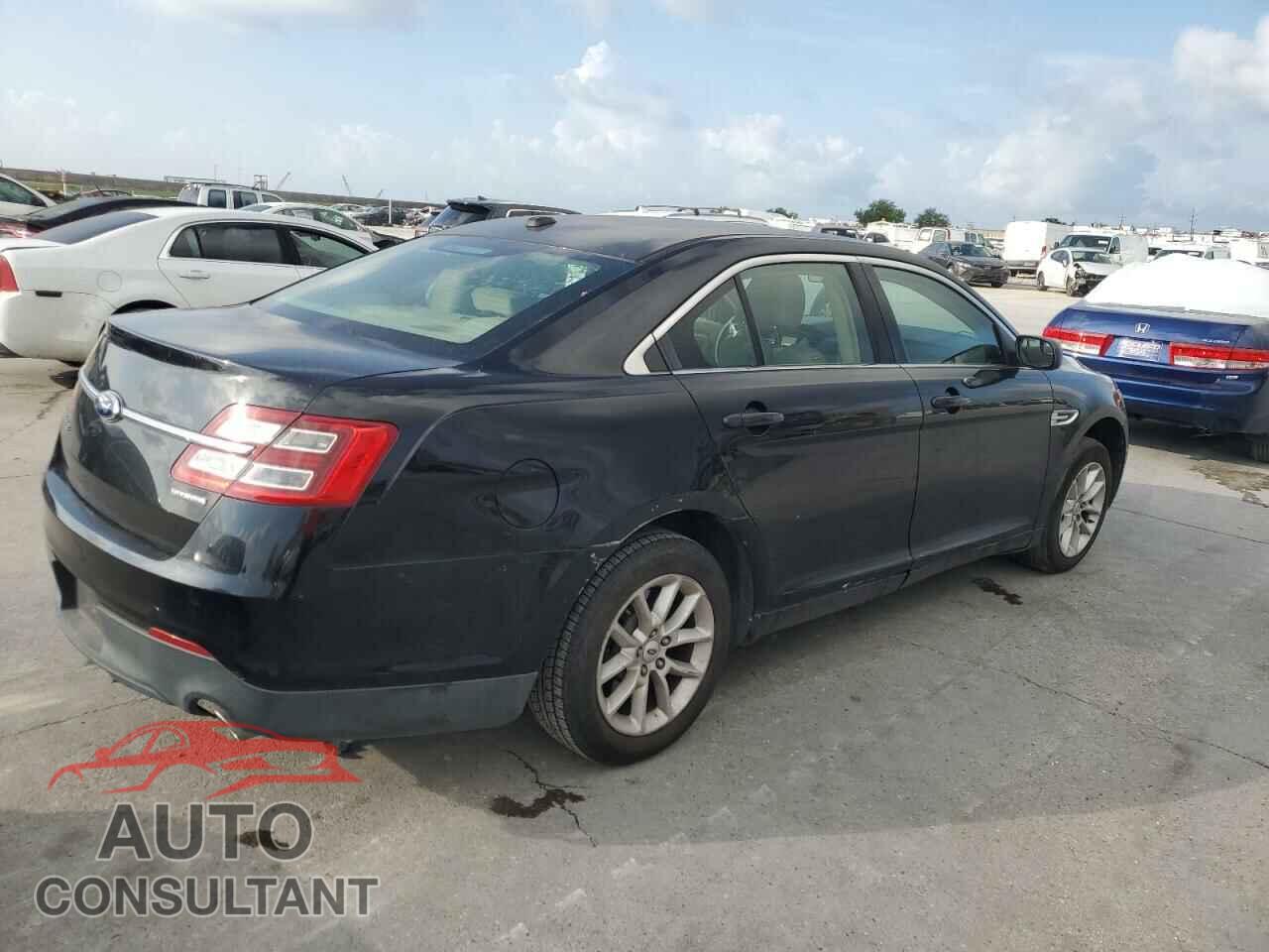 FORD TAURUS 2013 - 1FAHP2D82DG105734