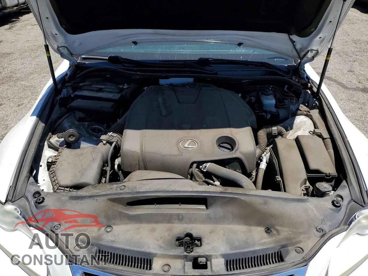 LEXUS IS 2014 - JTHBF1D29E5018207