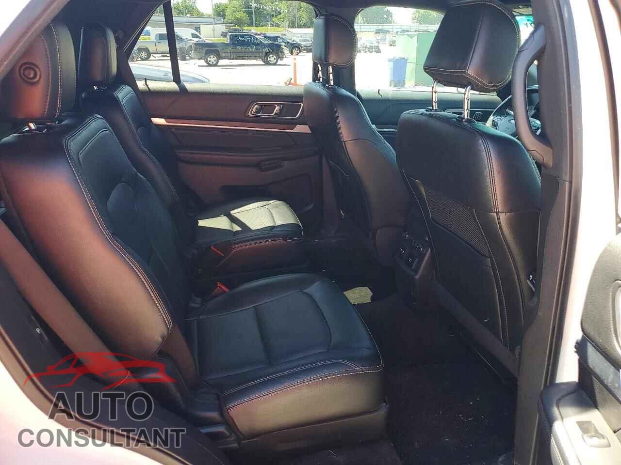 FORD EXPLORER 2017 - 1FM5K8F88HGA85583