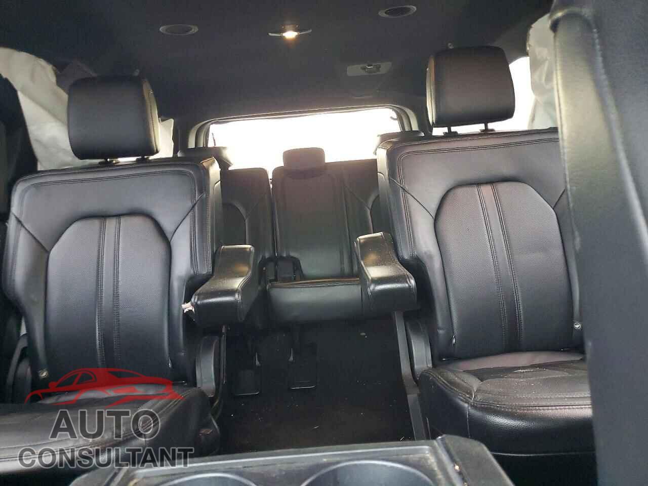 FORD EXPEDITION 2018 - 1FMJK2AT2JEA70084