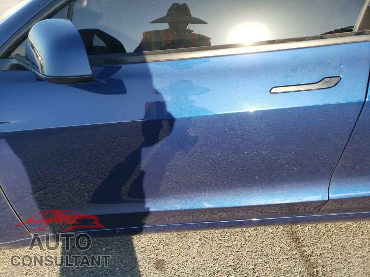 TESLA MODEL 3 2024 - 5YJ3E1EA1RF737874