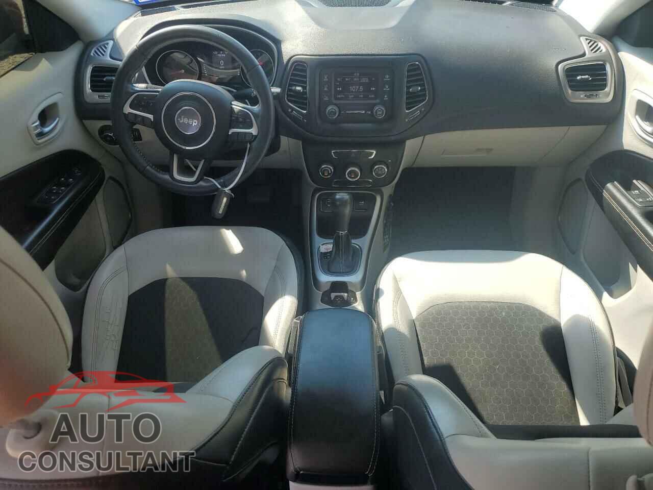 JEEP COMPASS 2018 - 3C4NJCBB4JT182535