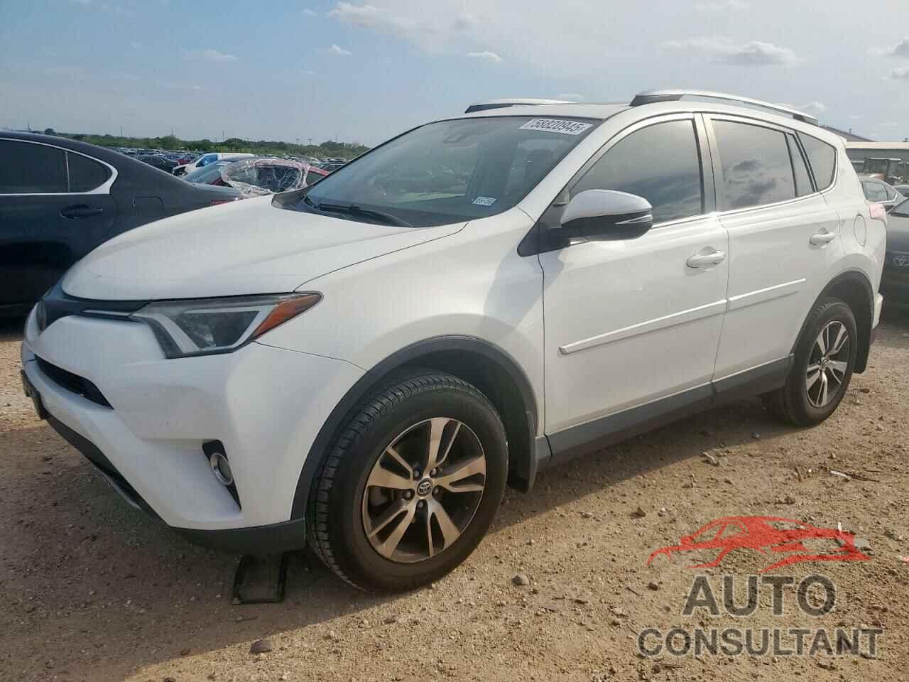 TOYOTA RAV4 2017 - JTMWFREV3HJ704555
