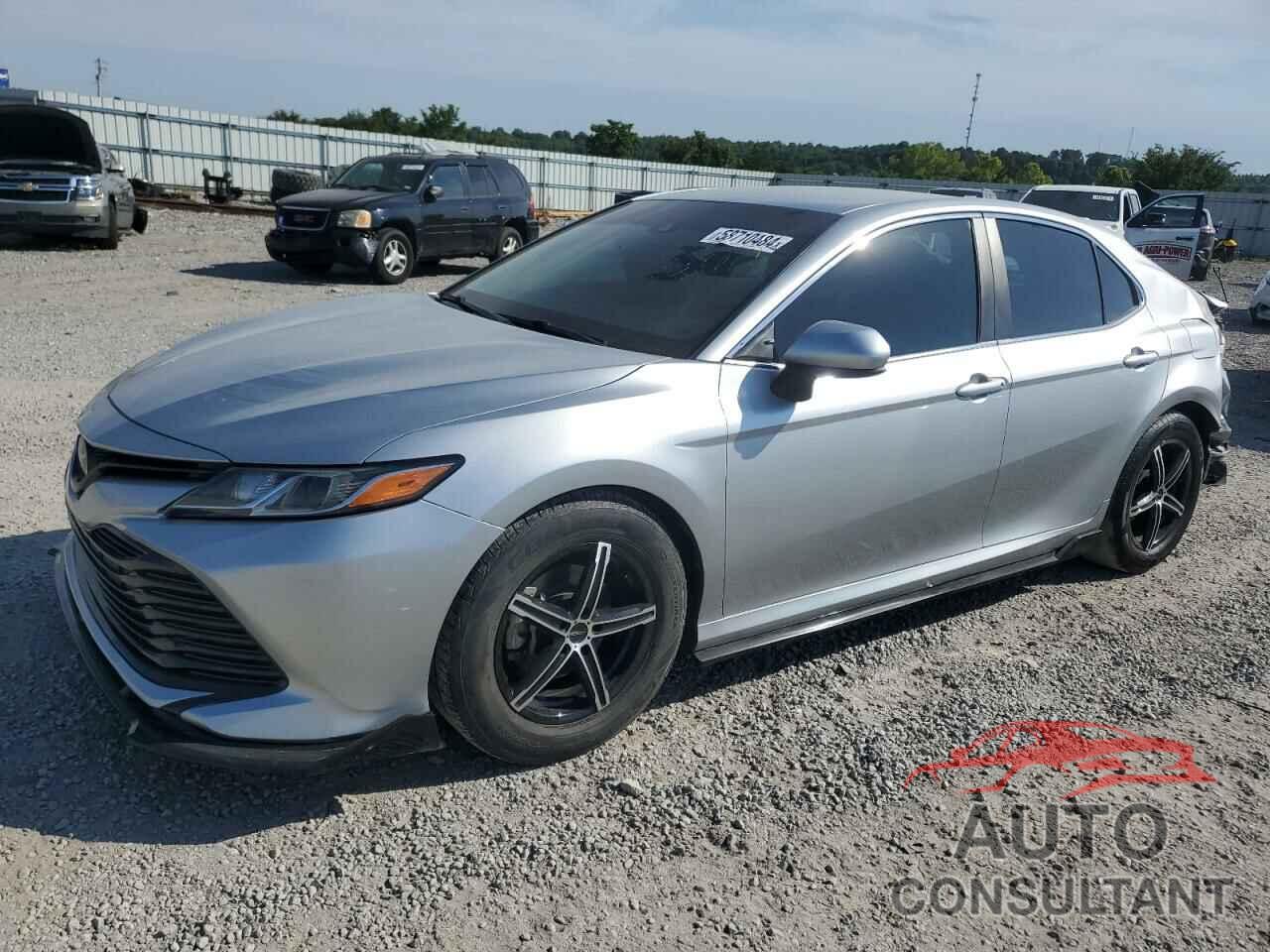 TOYOTA CAMRY 2018 - 4T1B11HK4JU029718