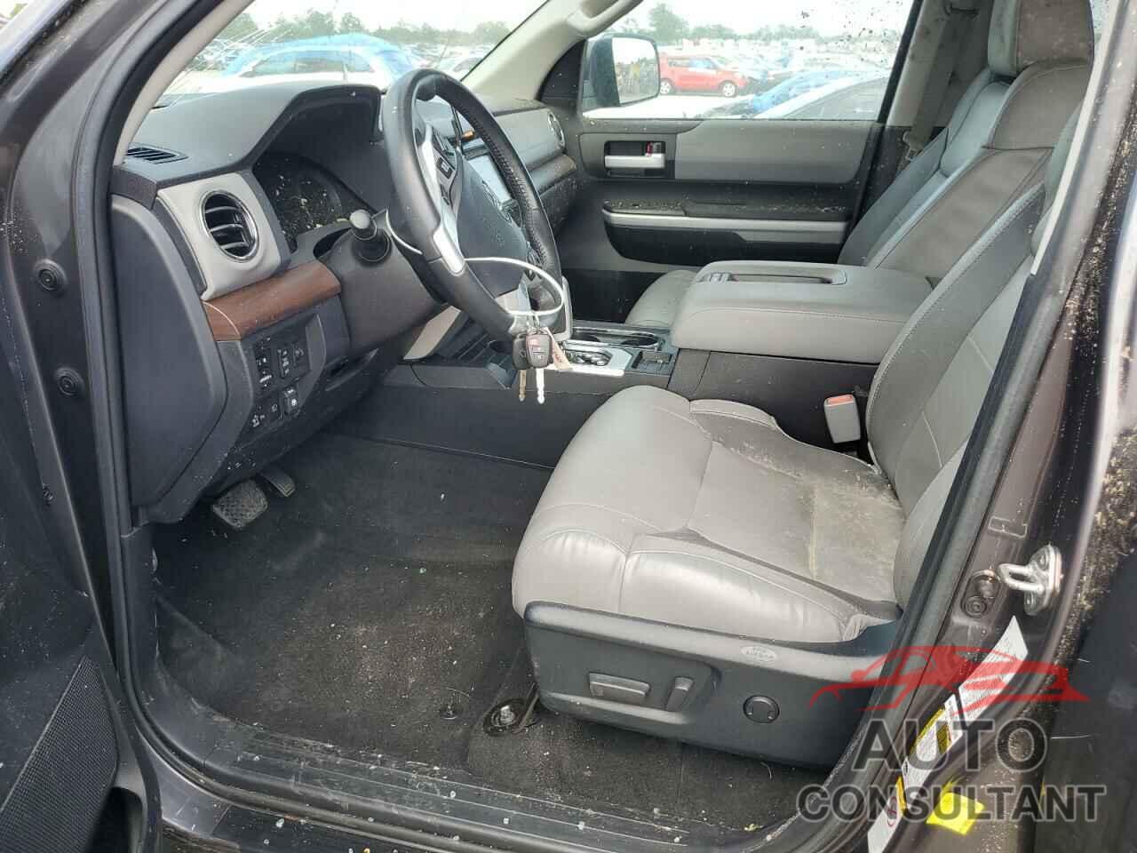 TOYOTA TUNDRA 2018 - 5TFHW5F14JX769690