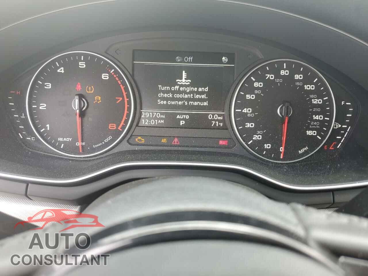 AUDI A4 2018 - WAUDNAF43JA151992