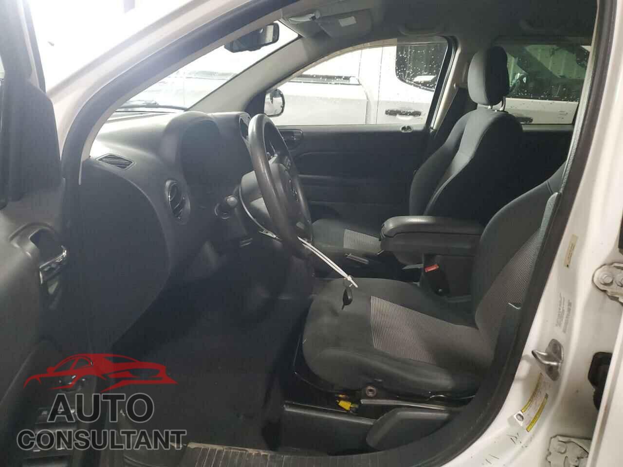JEEP COMPASS 2011 - 1J4NF1FB1BD266586
