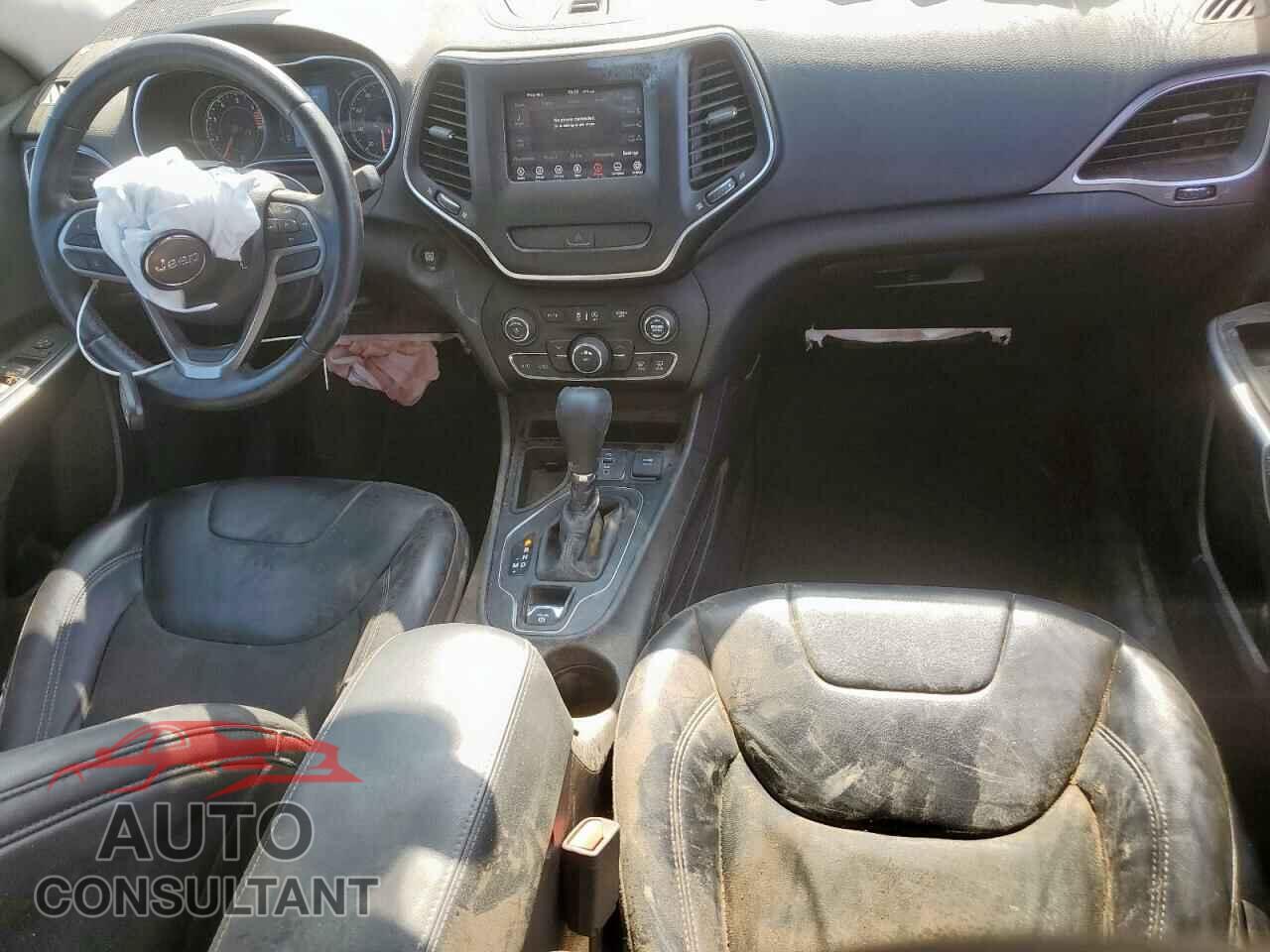 JEEP GRAND CHER 2019 - 1C4PJLLB2KD226367