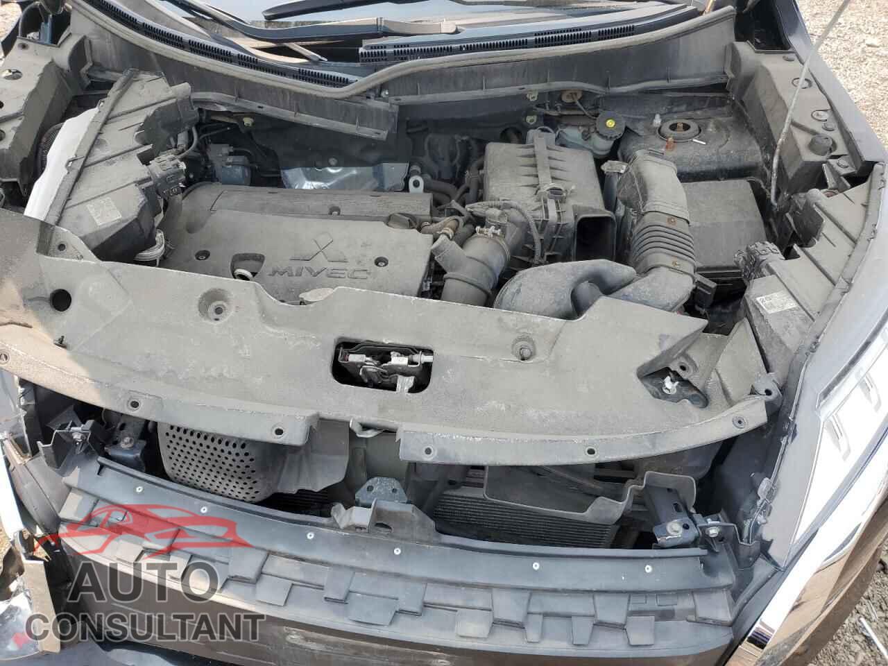 MITSUBISHI OUTLANDER 2020 - JA4AP4AUXLU006291