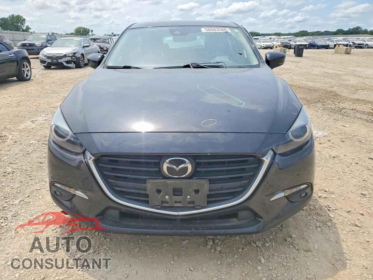 MAZDA 3 2018 - 3MZBN1M33JM190456