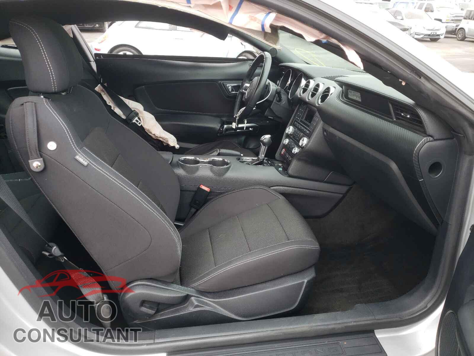 FORD MUSTANG 2016 - 1FA6P8AM5G5279244