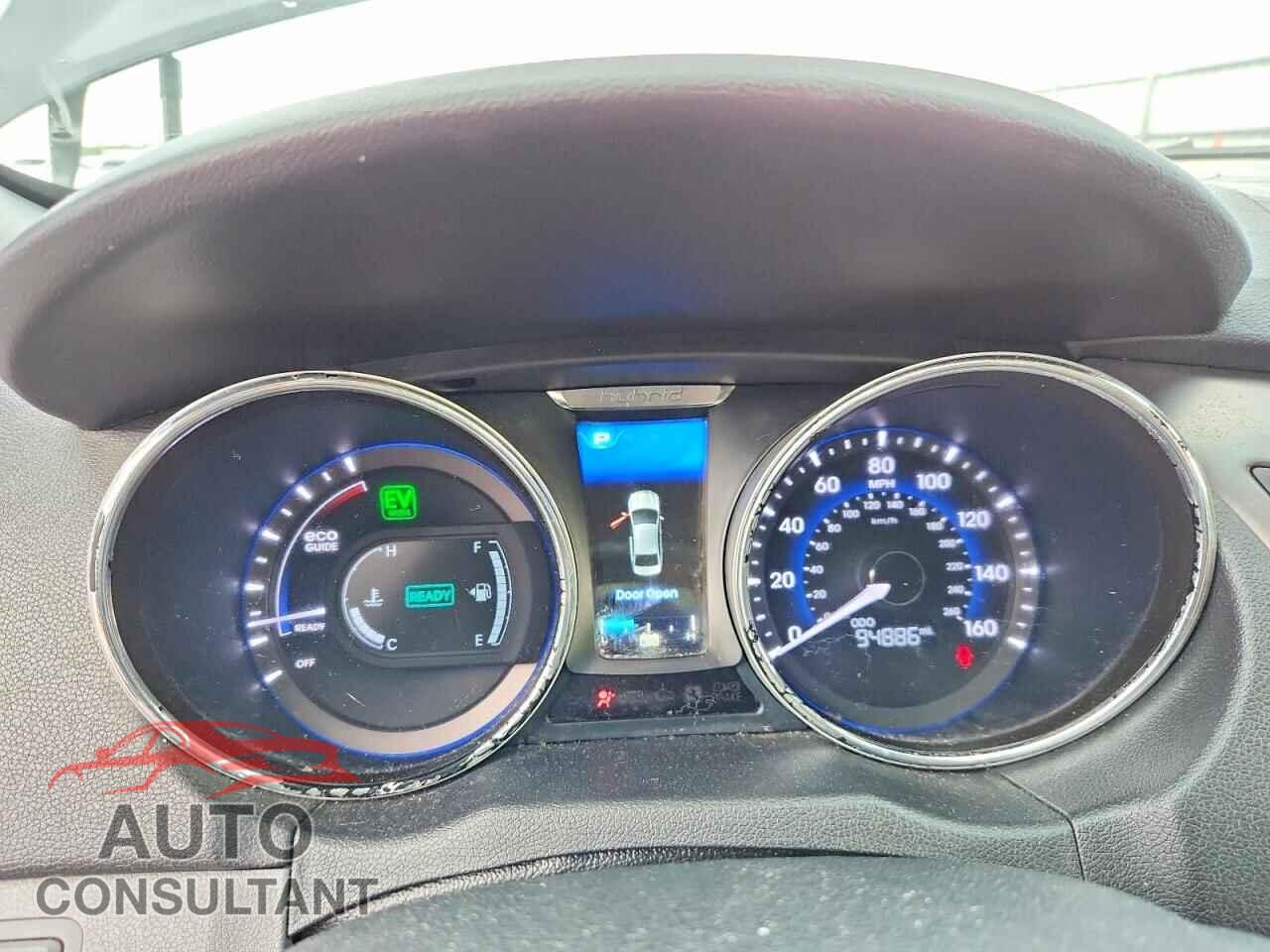 HYUNDAI SONATA 2015 - KMHEC4A41FA122452