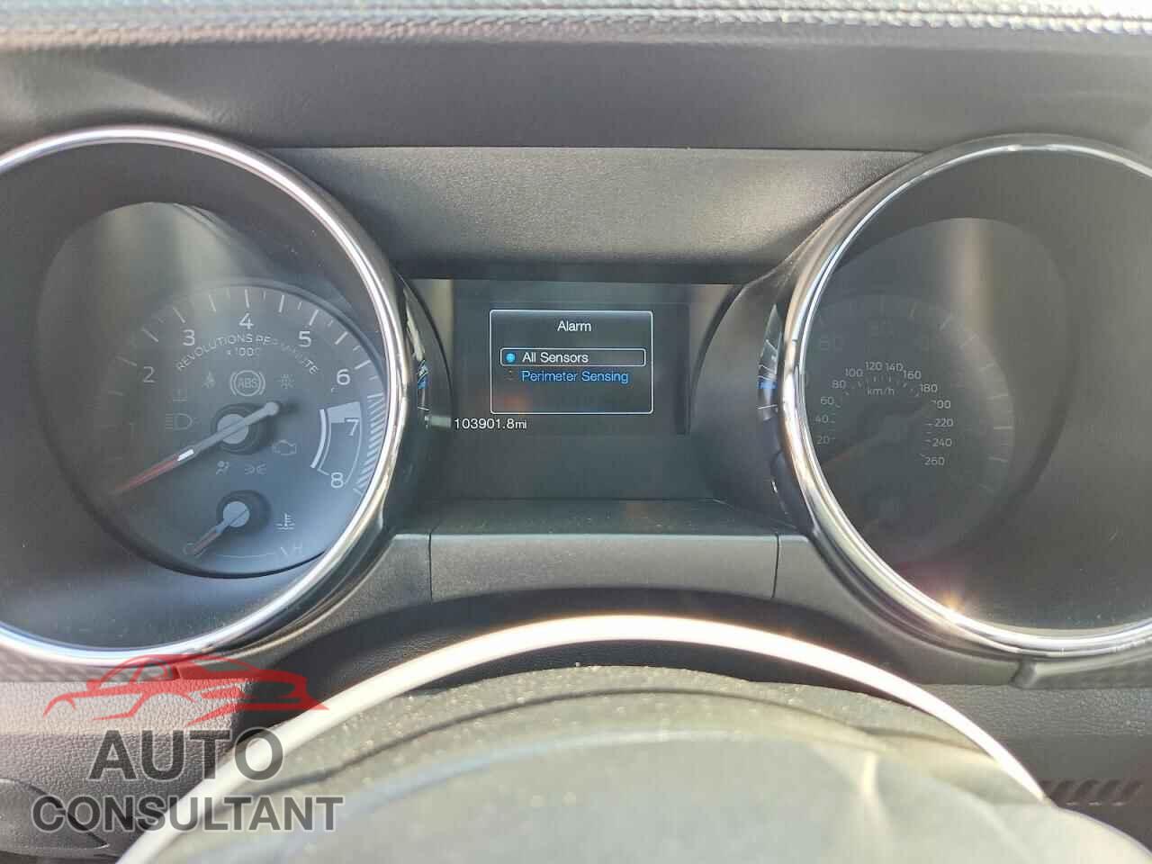 FORD MUSTANG 2017 - 1FA6P8CF1H5210051