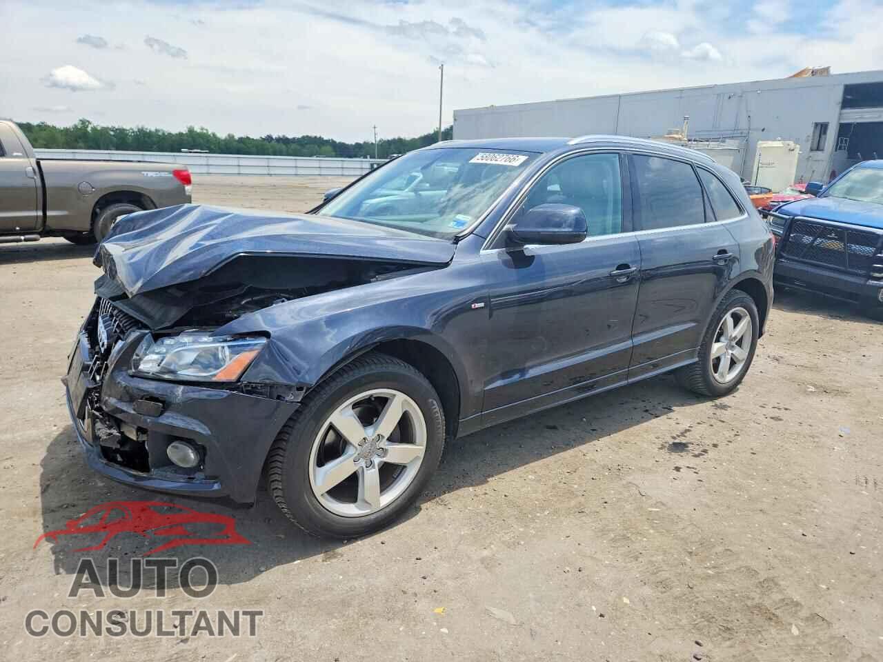 AUDI Q5 2012 - WA1DKAFP6CA032000
