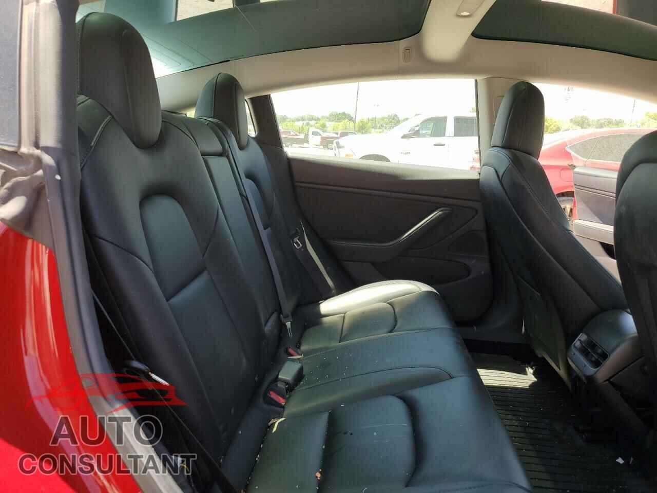 TESLA MODEL 3 2019 - 5YJ3E1EB3KF392958