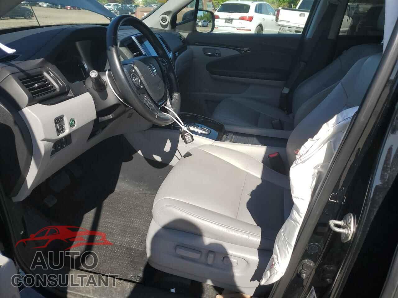 HONDA PILOT 2016 - 5FNYF6H98GB123760
