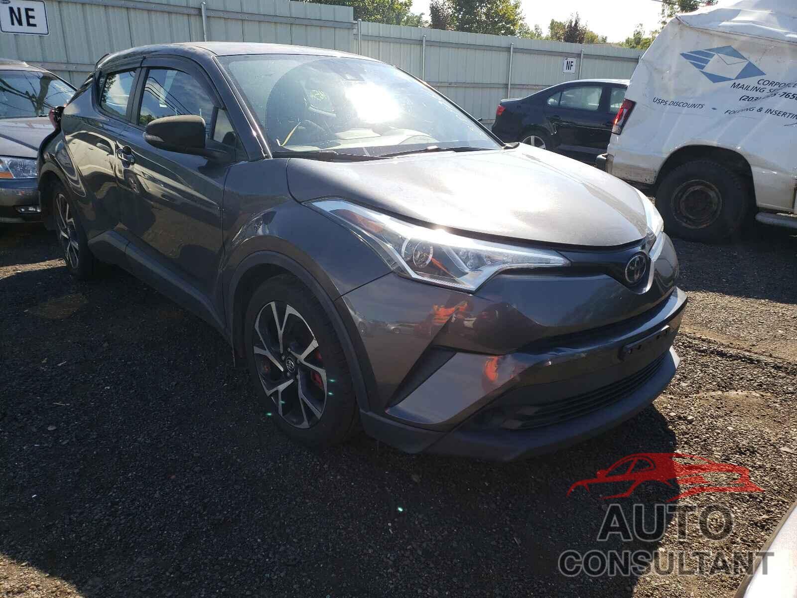 TOYOTA C-HR 2018 - NMTKHMBX5JR020227