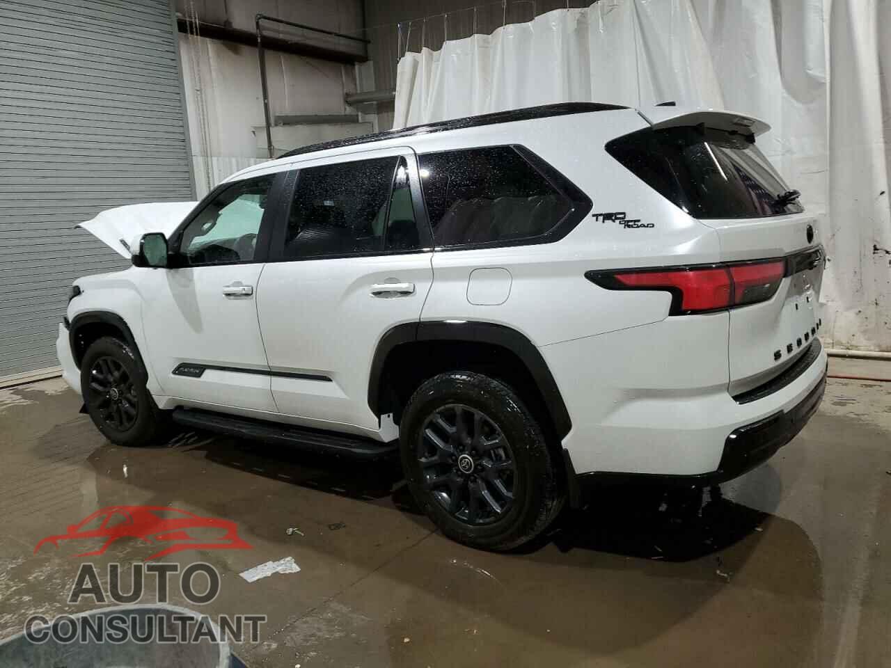 TOYOTA SEQUOIA 2024 - 7SVAAABA1RX036626