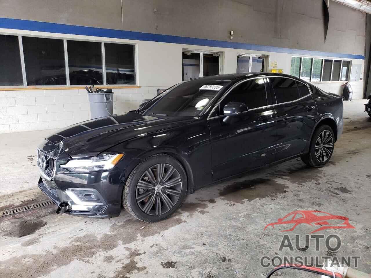 VOLVO S60 B5 INS 2022 - 7JRL12FL9NG174317