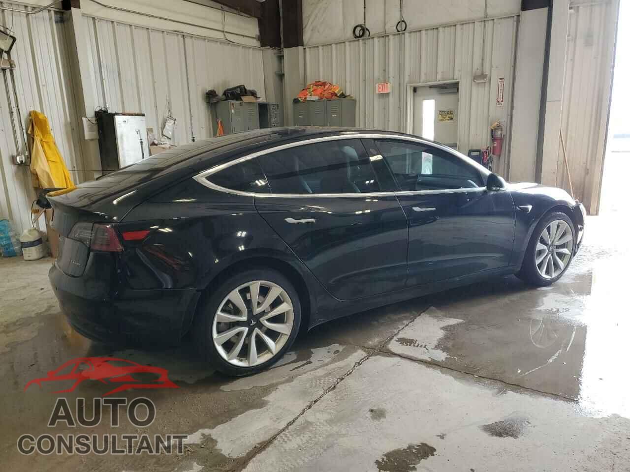 TESLA MODEL 3 2018 - 5YJ3E1EB2JF086624