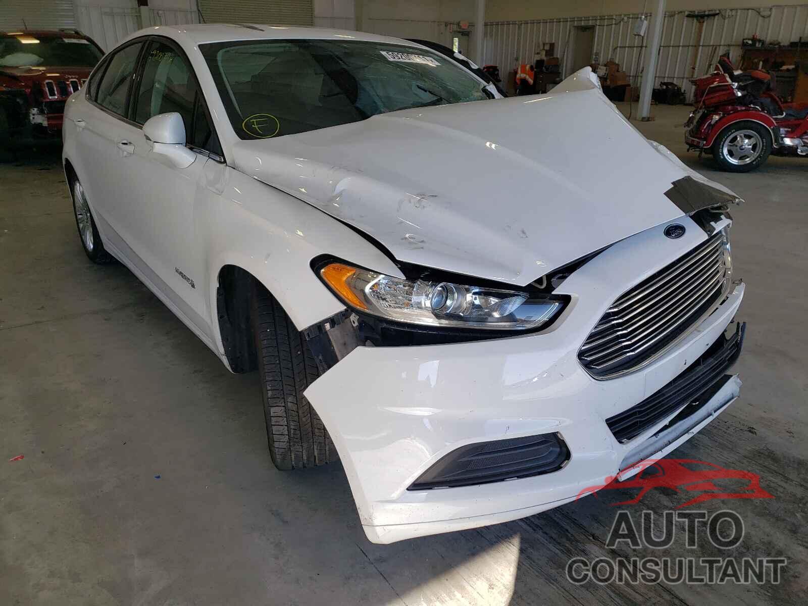 FORD FUSION 2016 - 3FA6P0LU2GR404700