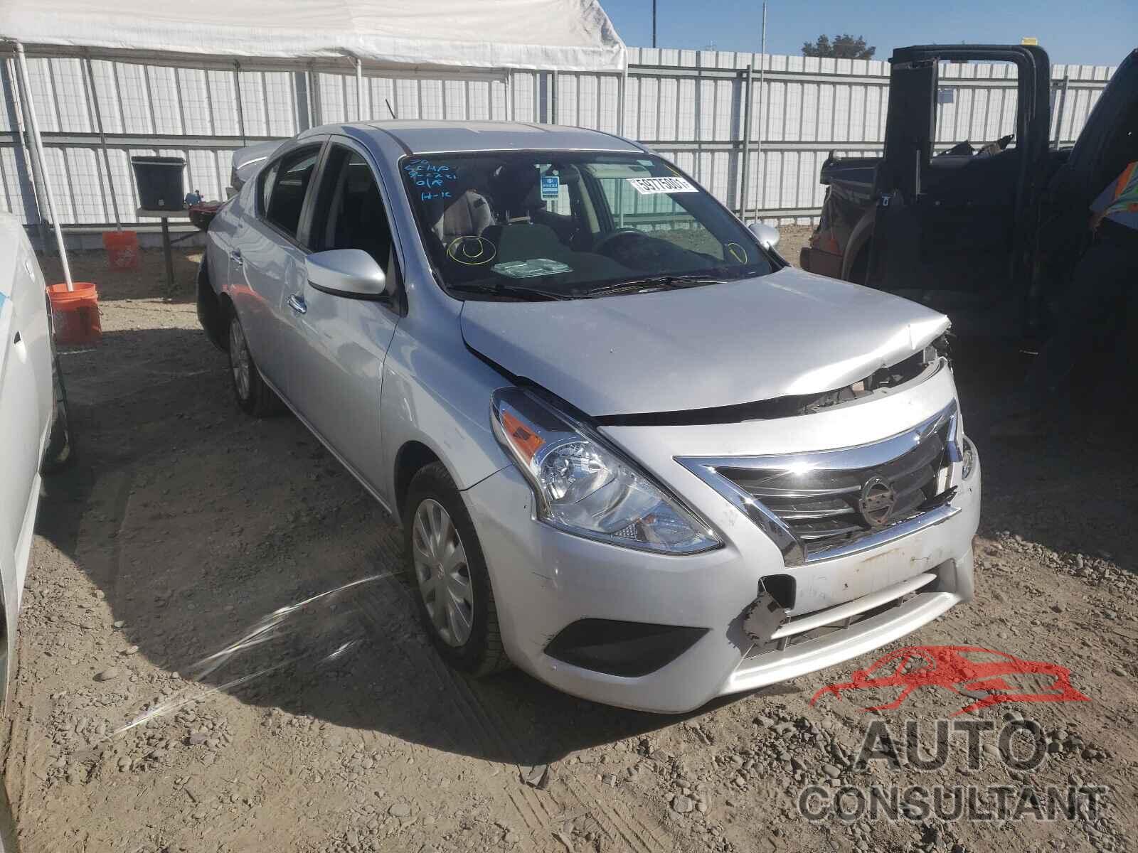 NISSAN VERSA 2018 - 3N1CN7AP0JK404111